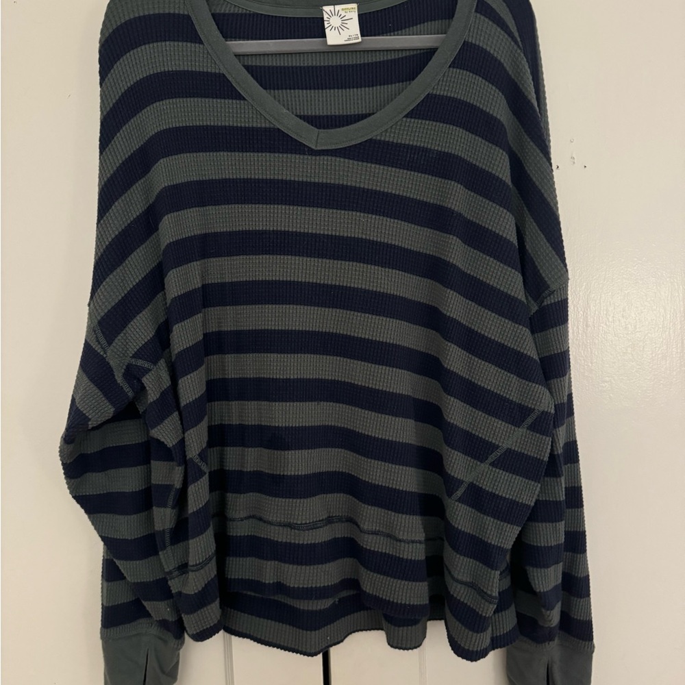 Aerie Navy and Gray Striped Long Sleeve Tee